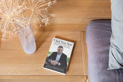 'I Kid You Not' by Lyle Shelton